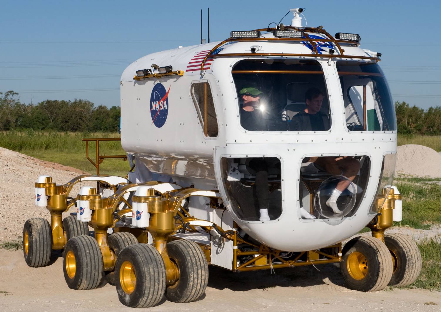 NASA построили транспорт для езды по другим планетам
